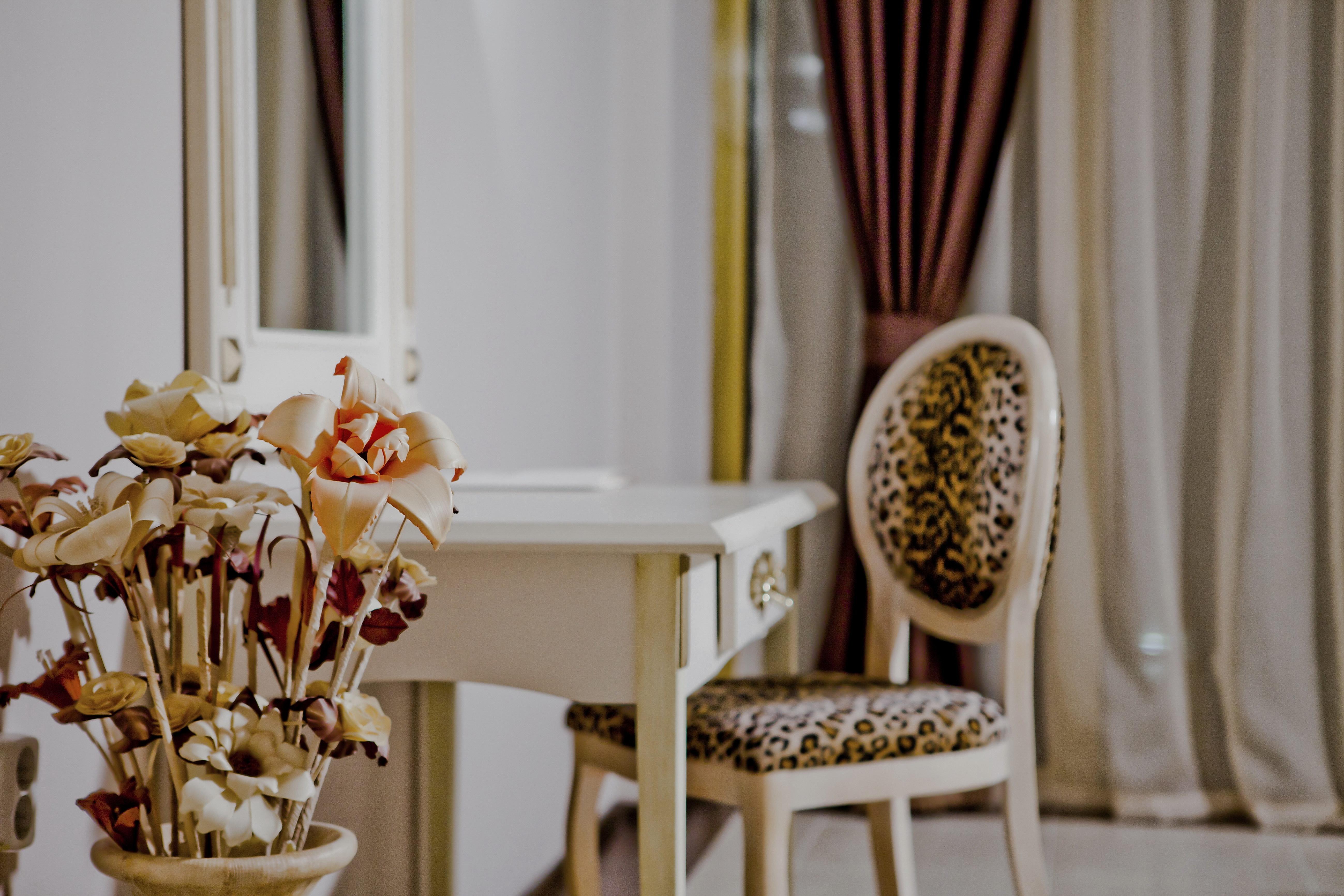 Imperial Palace Hotel Sunny Beach Exterior photo A dressing table