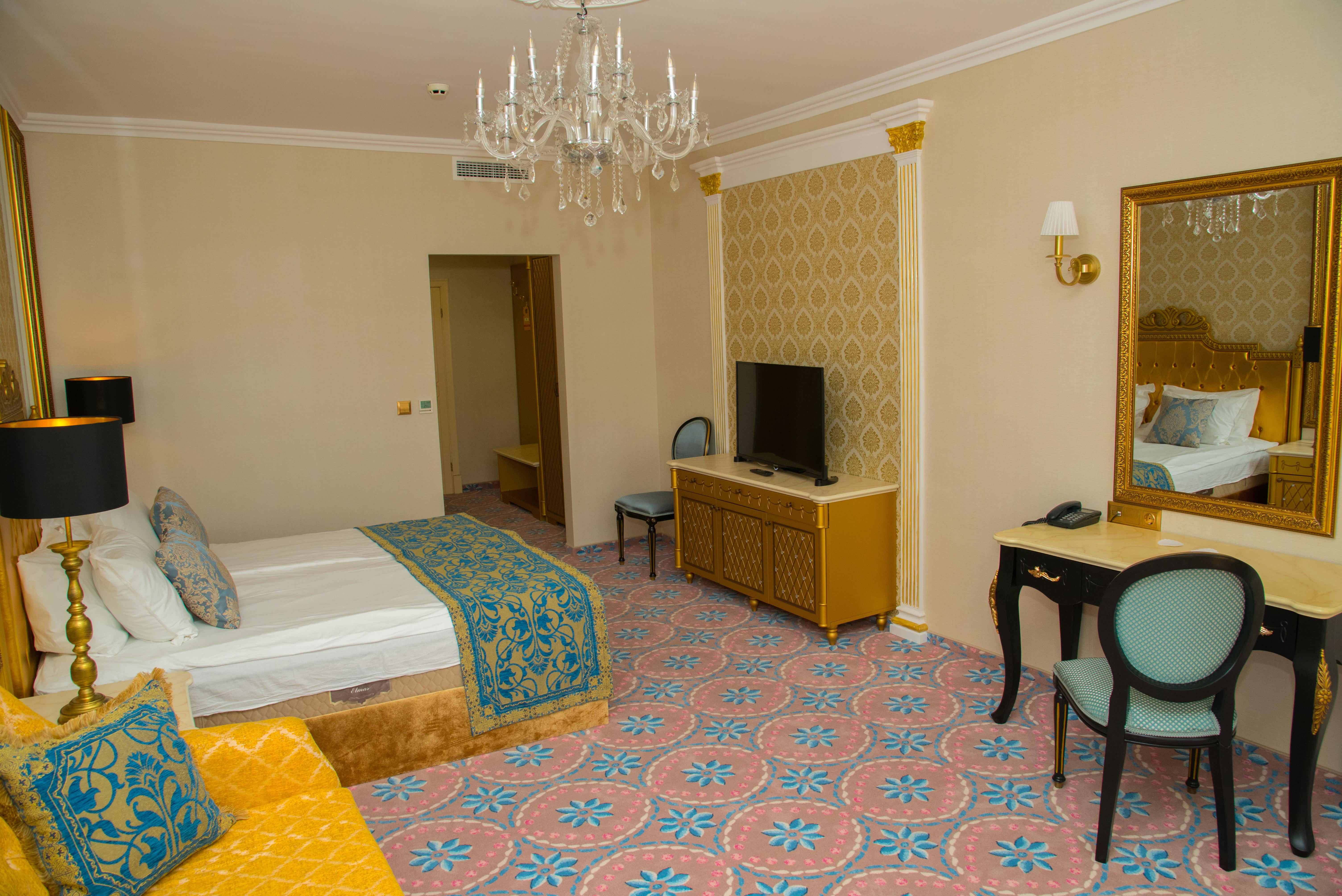 Imperial Palace Hotel Sunny Beach Exterior photo A room at the hotel